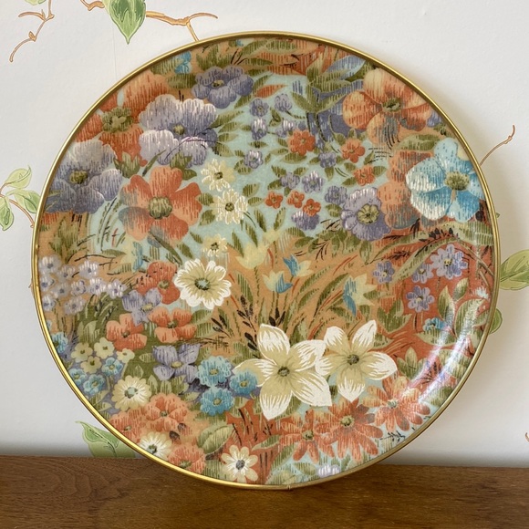 Keswick Other - VTG KESWICK Floral Tray. Made in England